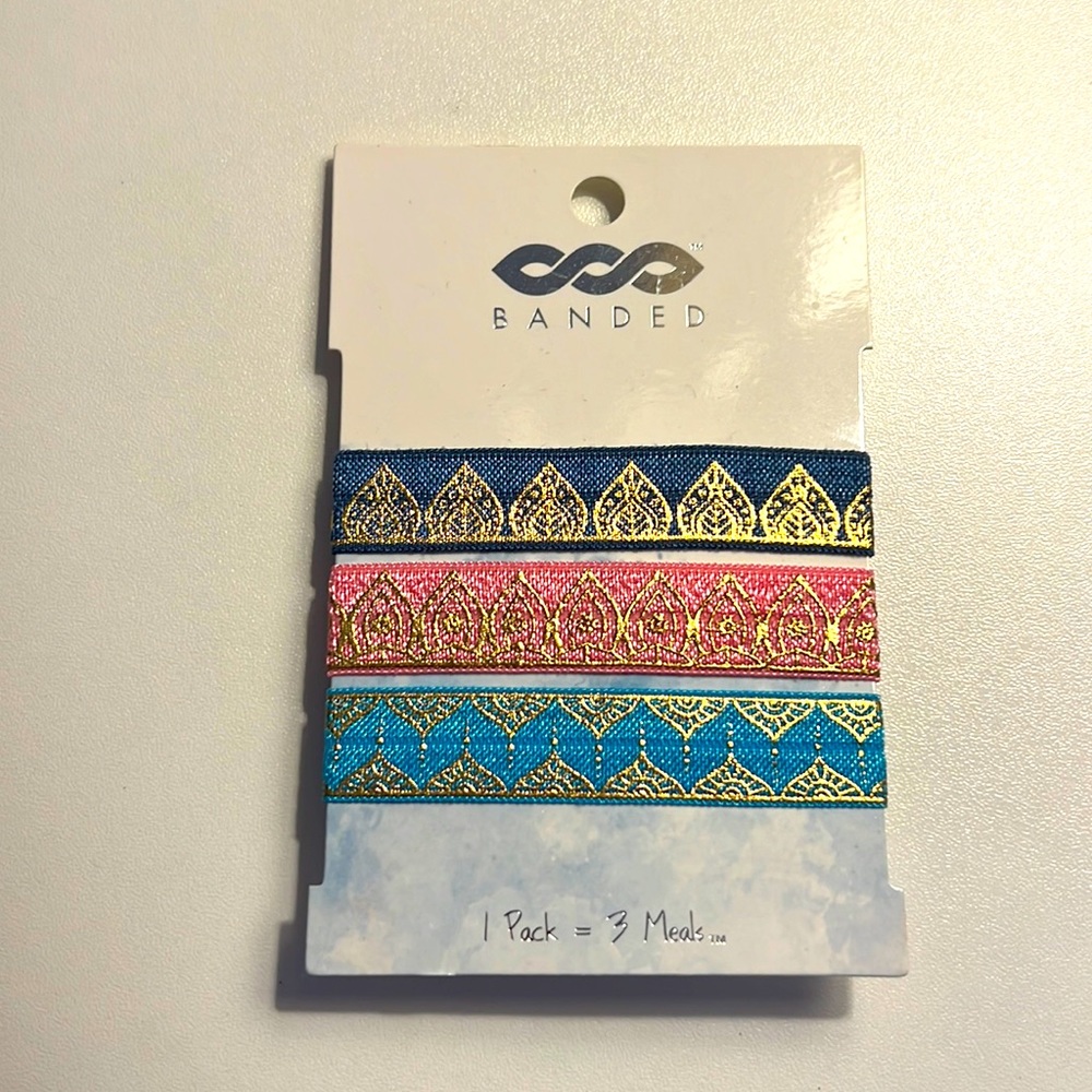 Never used fashionable hair ties!